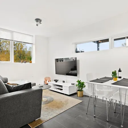 Moderne Og Sentral 2-roms I Apartment