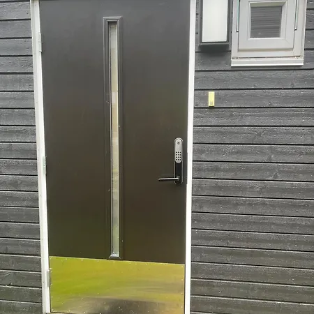 Moderne Og Sentral 2-roms I Lägenhet Tromsø